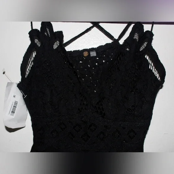 Free People Adella Camisole (XS, Black) - Picture 2 of 3